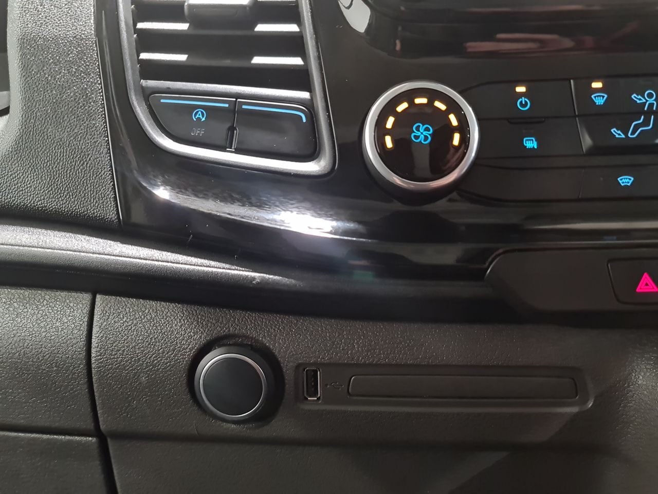 Used Ford Transit Custom 2021 for sale - 77233642: Photo 31