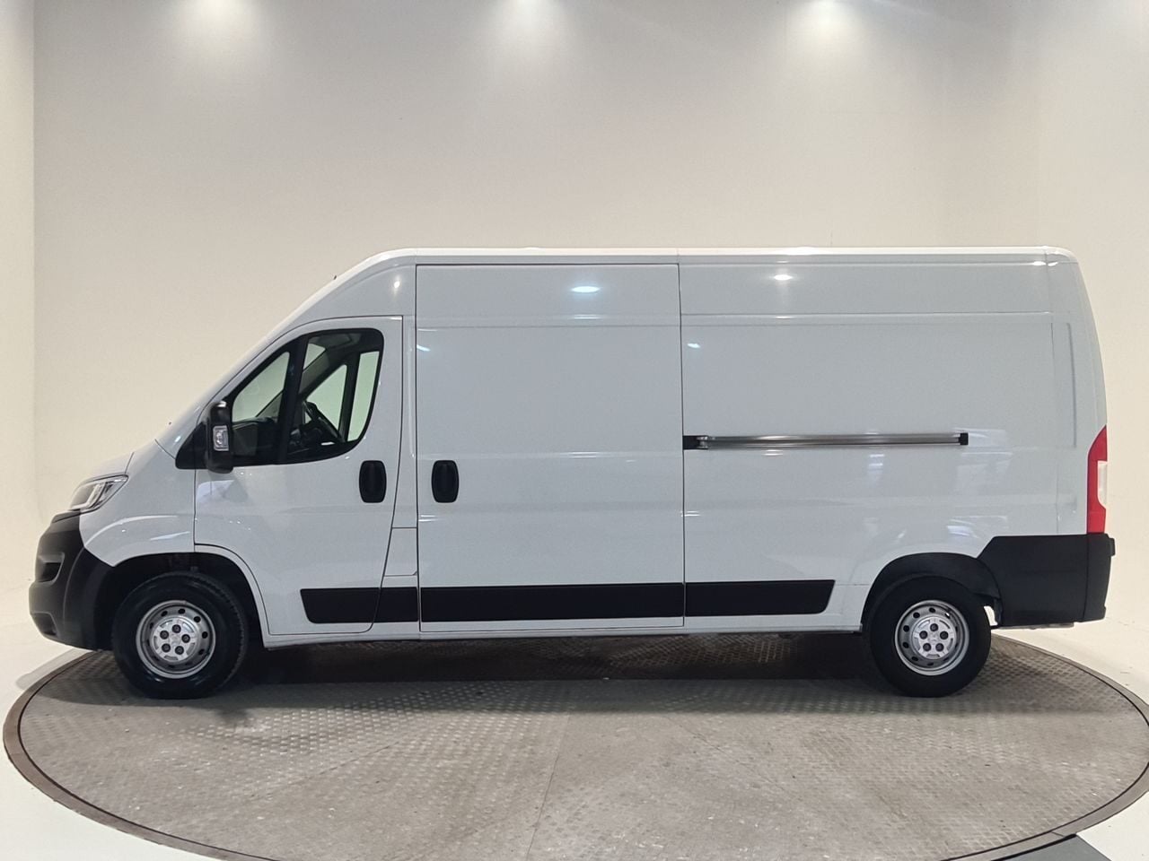 Used Vauxhall Movano 2023 for sale - 77617940: Photo 5