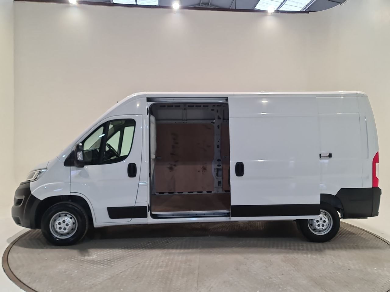 Used Vauxhall Movano 2023 for sale - 77617940: Photo 9