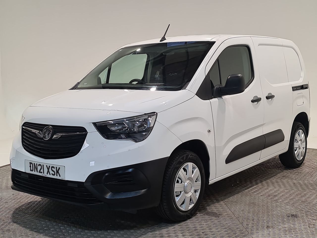 Used Vauxhall Combo 2021 for sale - 76819795: Photo 4