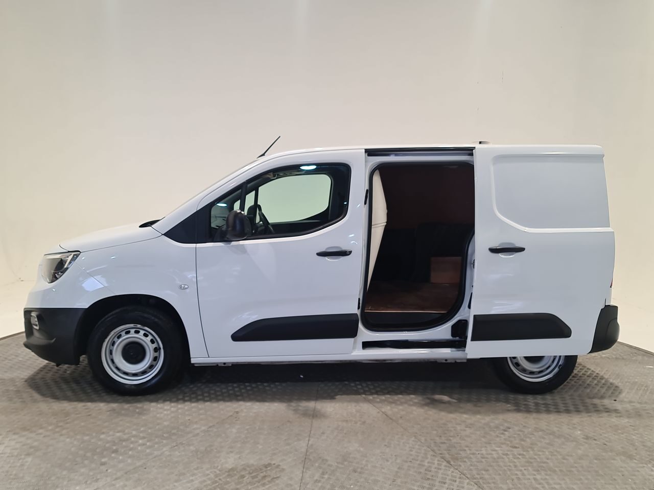 Used Vauxhall Combo 2022 for sale - 77546291: Photo 9