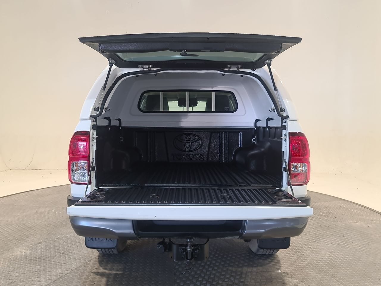 Used Toyota Hilux 2024 for sale - 78029615: Photo 13