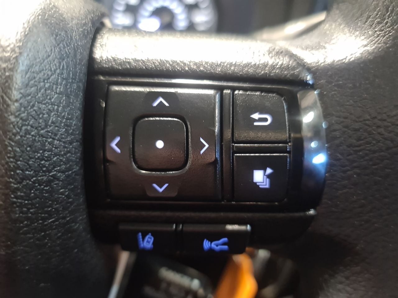 Used Toyota Hilux 2024 for sale - 78029615: Photo 29