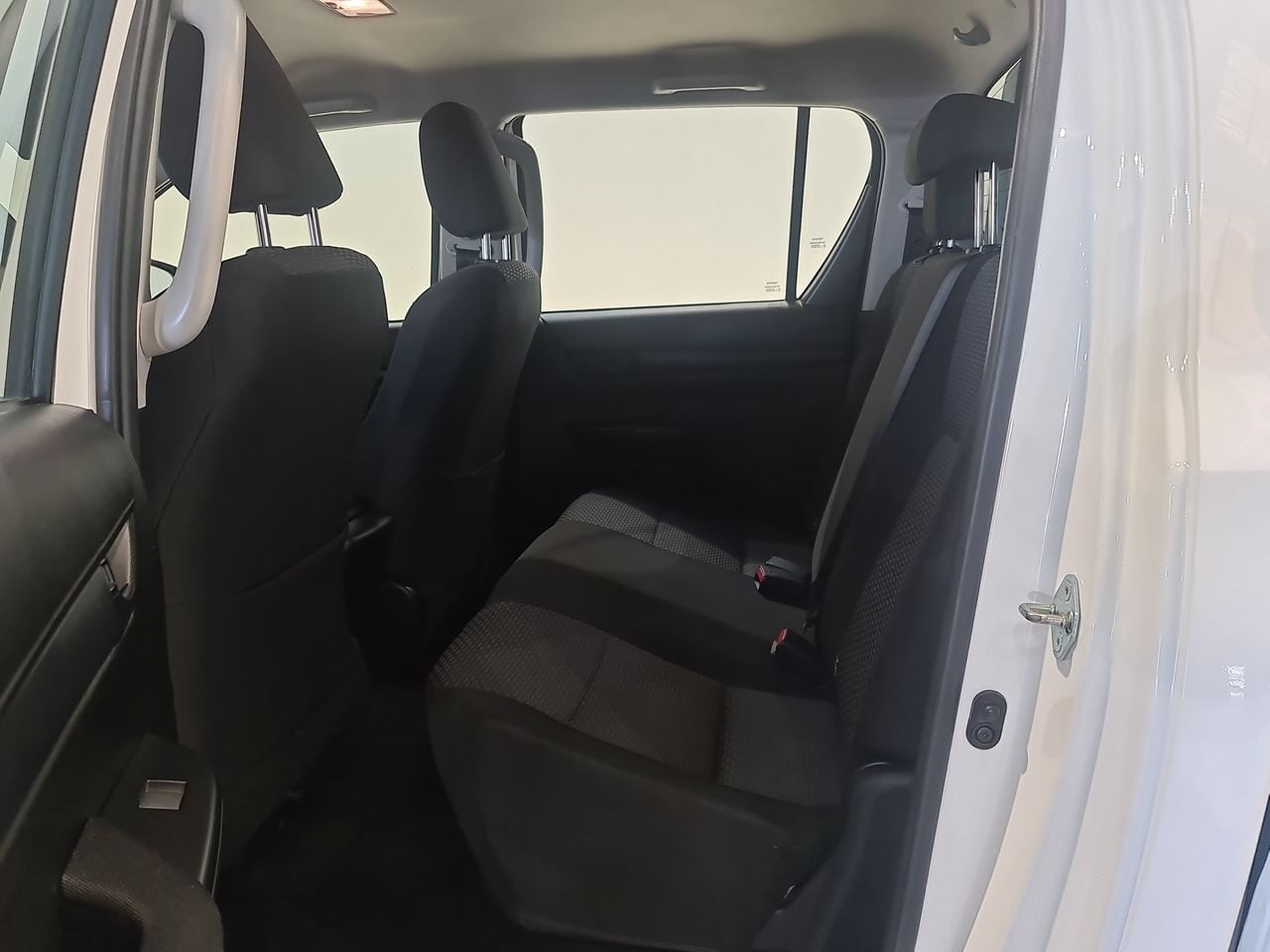 Used Toyota Hilux 2024 for sale - 78029615: Photo 8