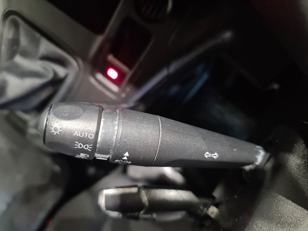 Used Peugeot Partner 2020 for sale - 76469931: Photo 27