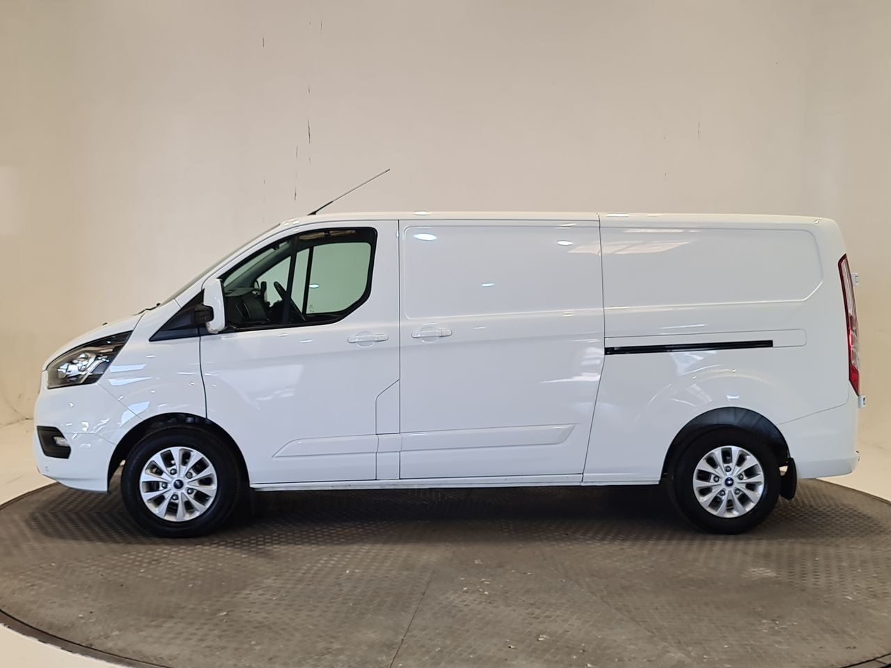 Used Ford Transit Custom 2023 for sale - 77952094: Photo 6