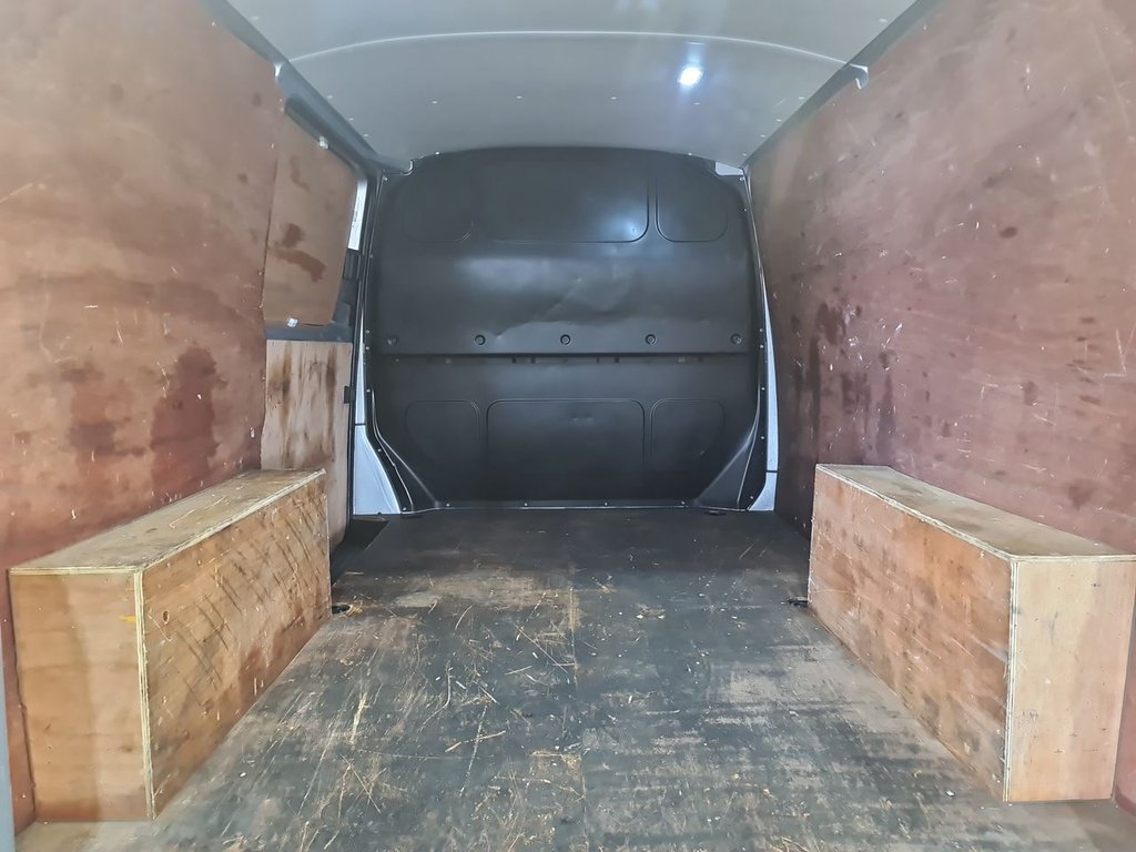 Used Volkswagen Transporter 2022 for sale - 76496143: Photo 17