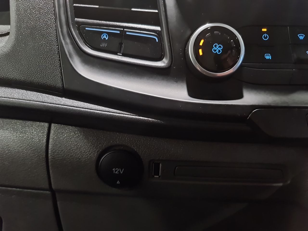 Used Ford Transit Custom 2022 for sale - 77104636: Photo 32