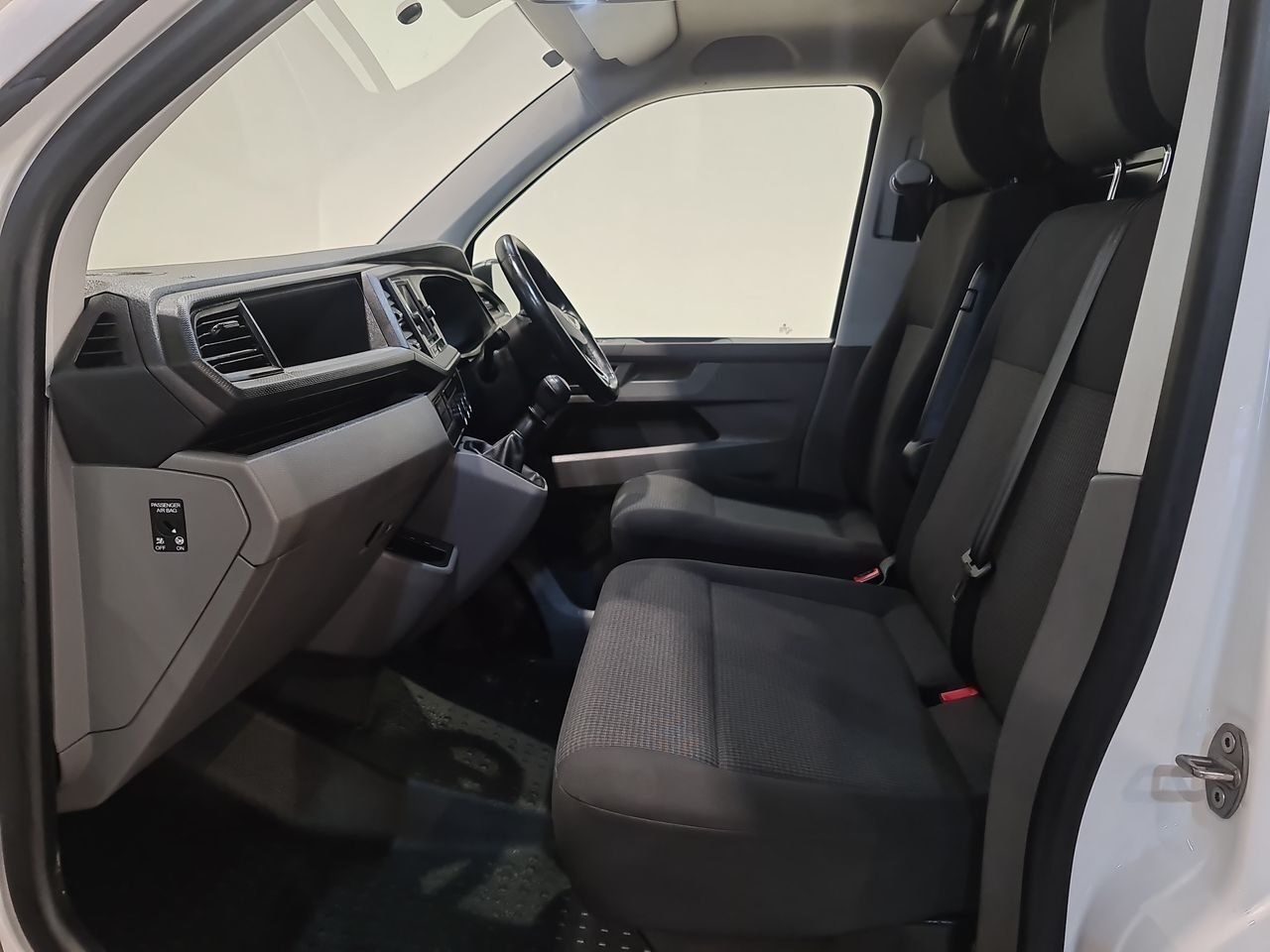 Used Volkswagen Transporter 2024 for sale - 77651527: Photo 7