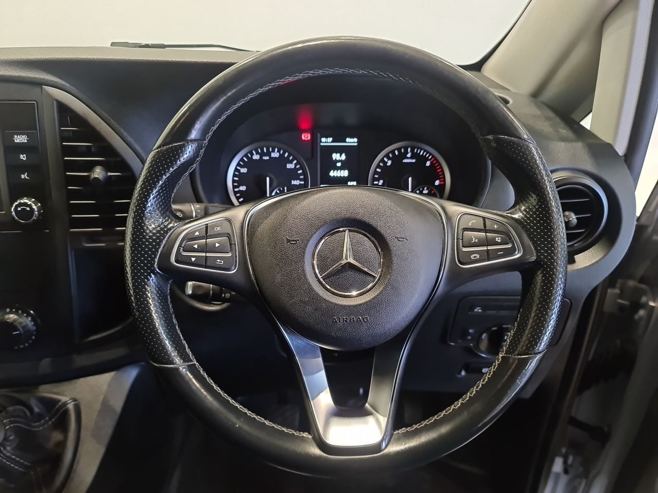 Used Mercedes-Benz Vito 2020 for sale - 76794760: Photo 23