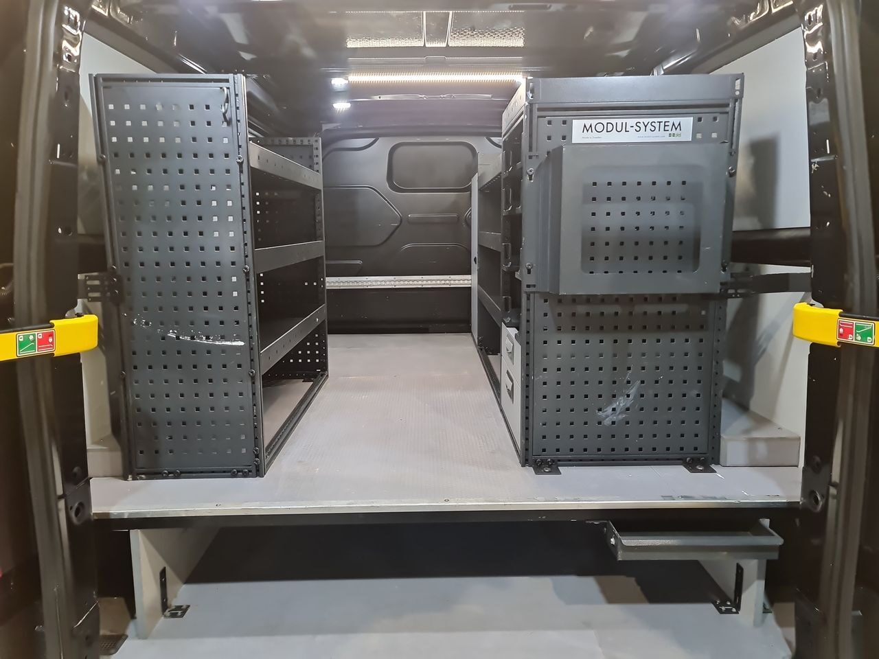 Used Ford Transit Custom 2022 for sale - 76778154: Photo 13