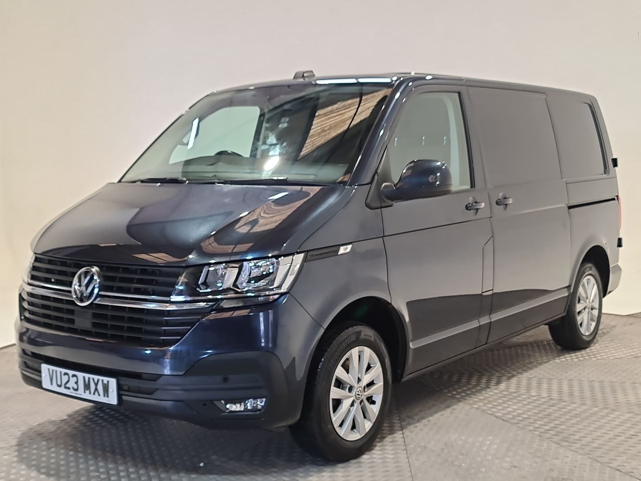 Used Volkswagen Transporter 2023 for sale - 77501302: Photo 5