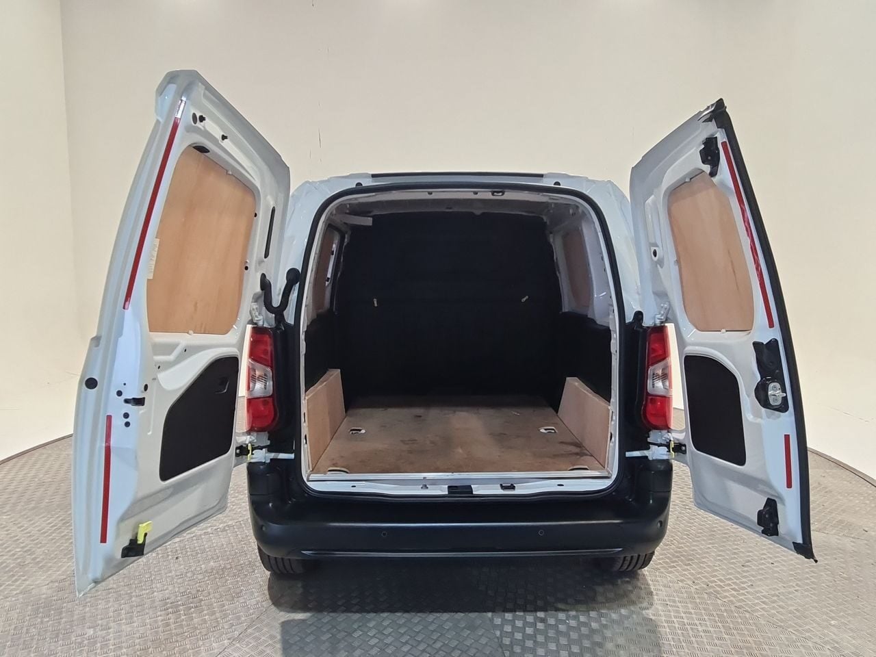 Used Citroen Berlingo 2022 for sale - 77952083: Photo 13