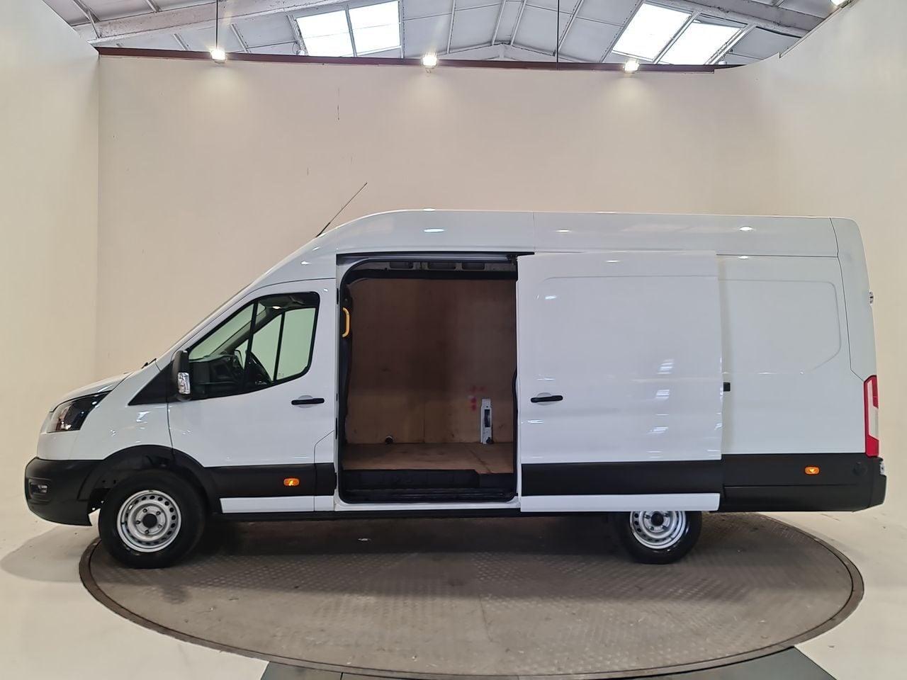 Used Ford Transit 2023 for sale - 78190778: Photo 10