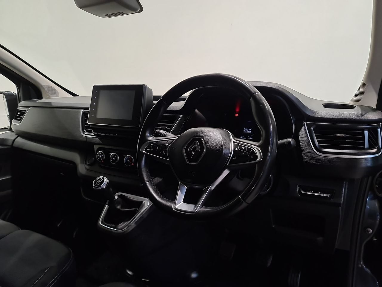 Used Renault Trafic 2023 for sale - 76957103: Photo 18