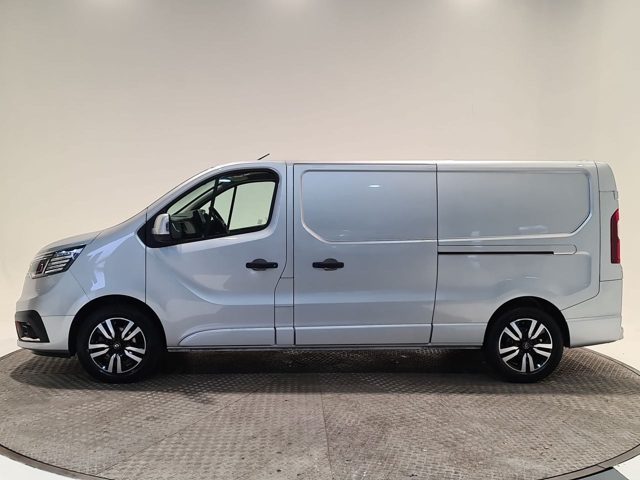 Used Renault Trafic 2022 for sale - 76778160: Photo 5