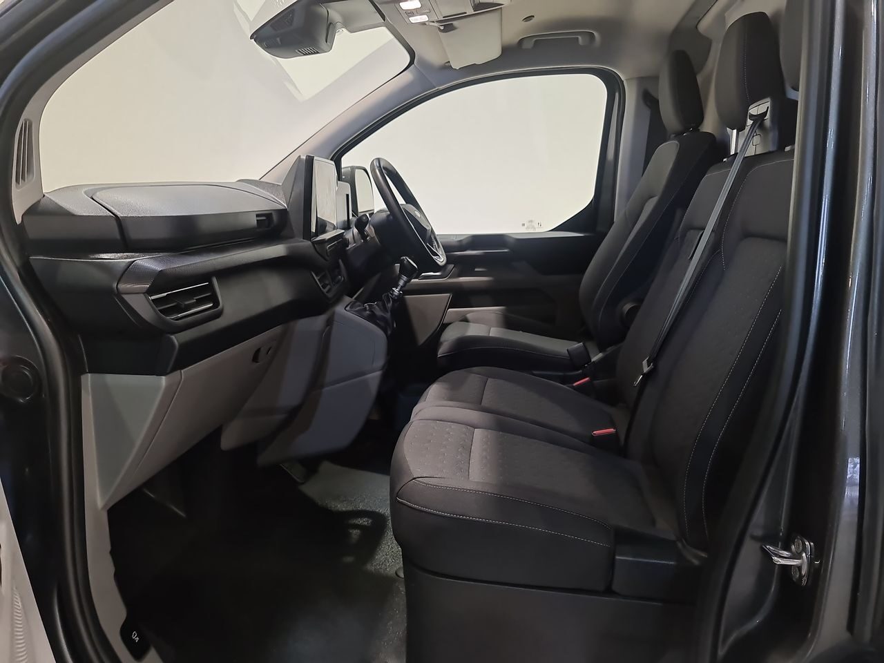 Used Ford Transit Custom 2024 for sale - 78211825: Photo 8