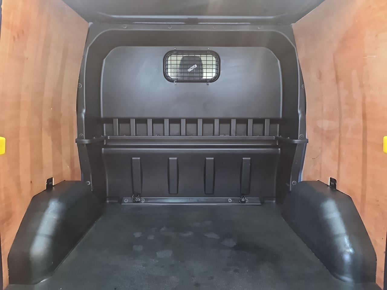 Used Ford Transit Custom 2022 for sale - 77355132: Photo 13