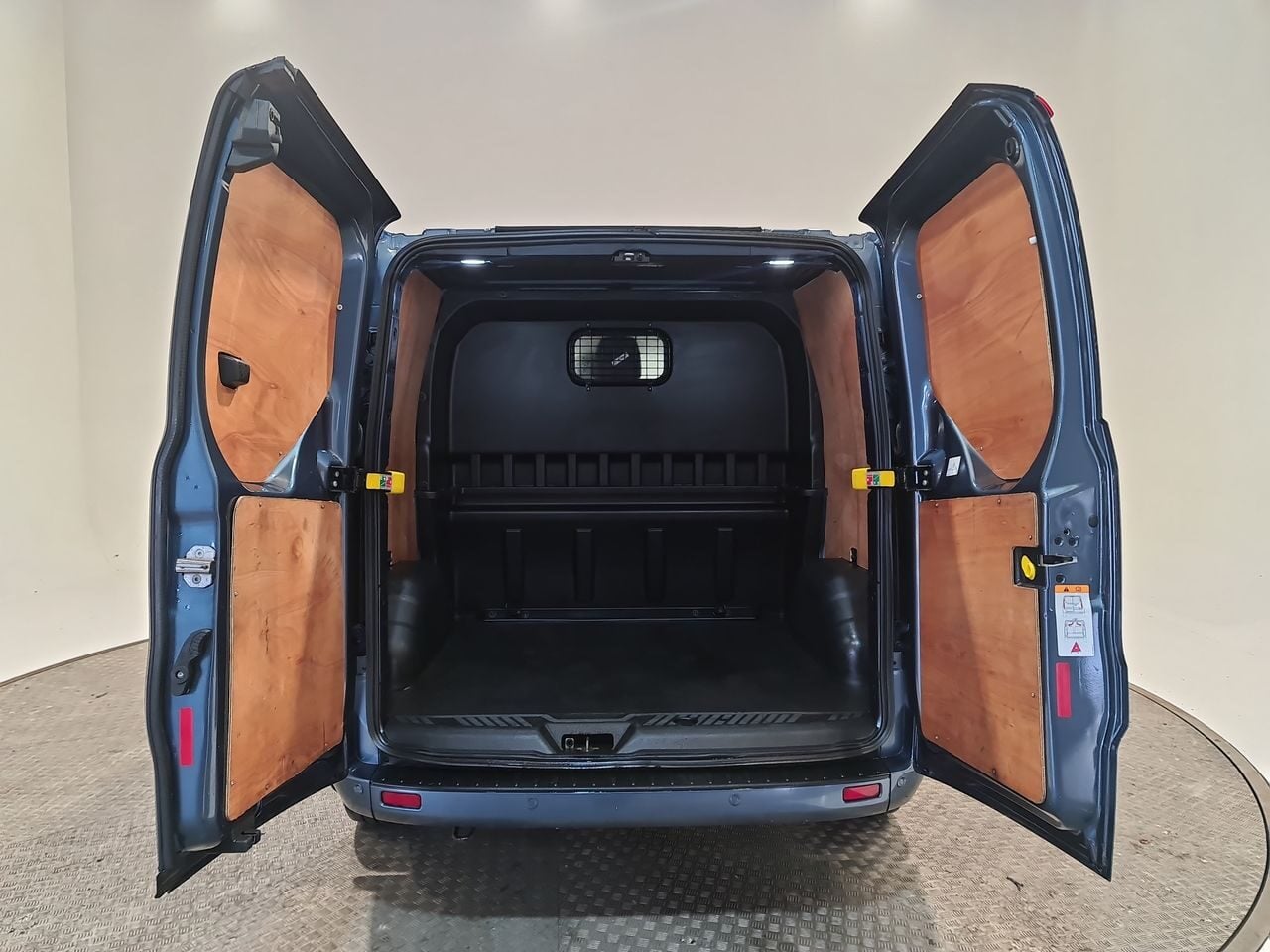 Used Ford Transit Custom 2022 for sale - 77355132: Photo 14