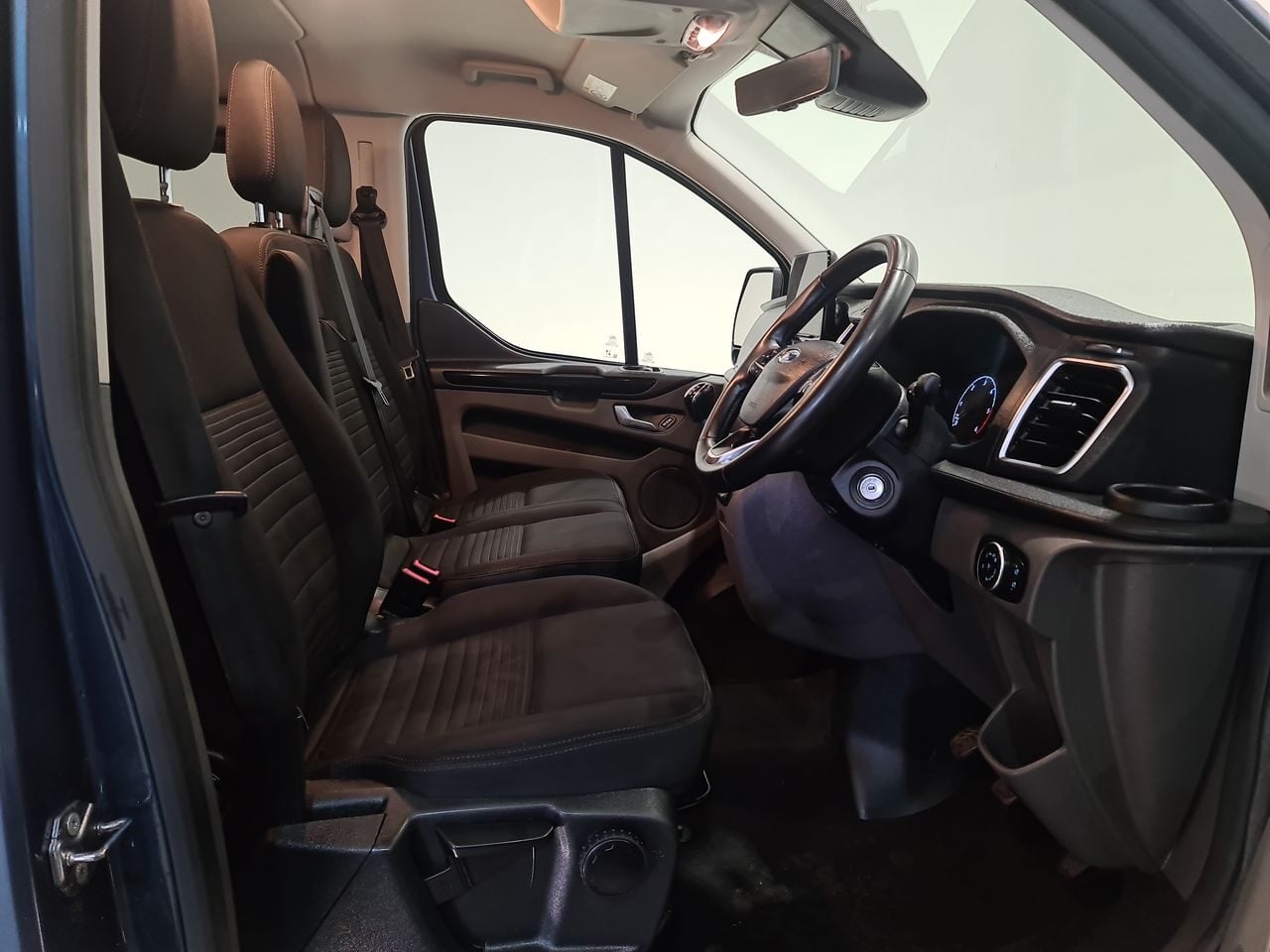 Used Ford Transit Custom 2022 for sale - 77355132: Photo 21