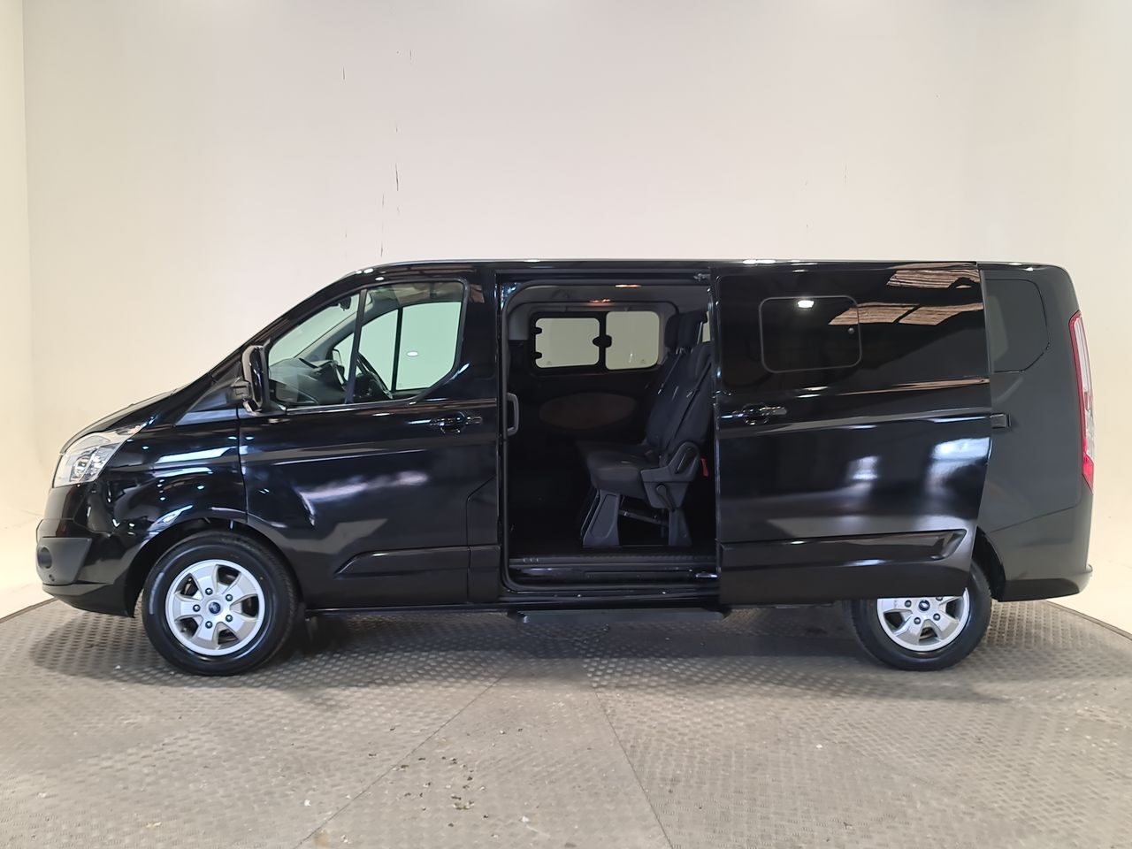 Used Ford Tourneo Custom 2018 for sale - 78029604: Photo 10