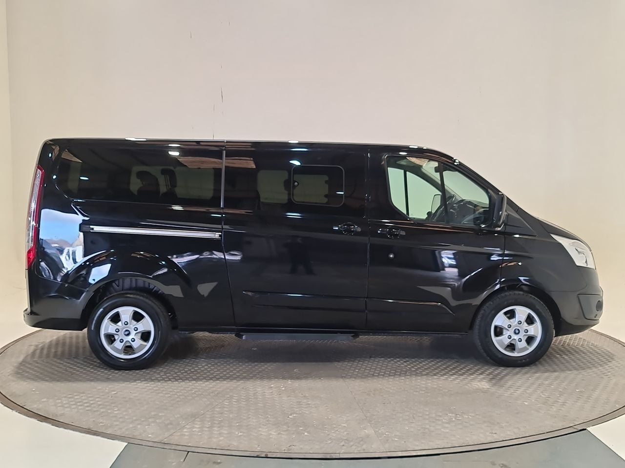 Used Ford Tourneo Custom 2018 for sale - 78029604: Photo 18