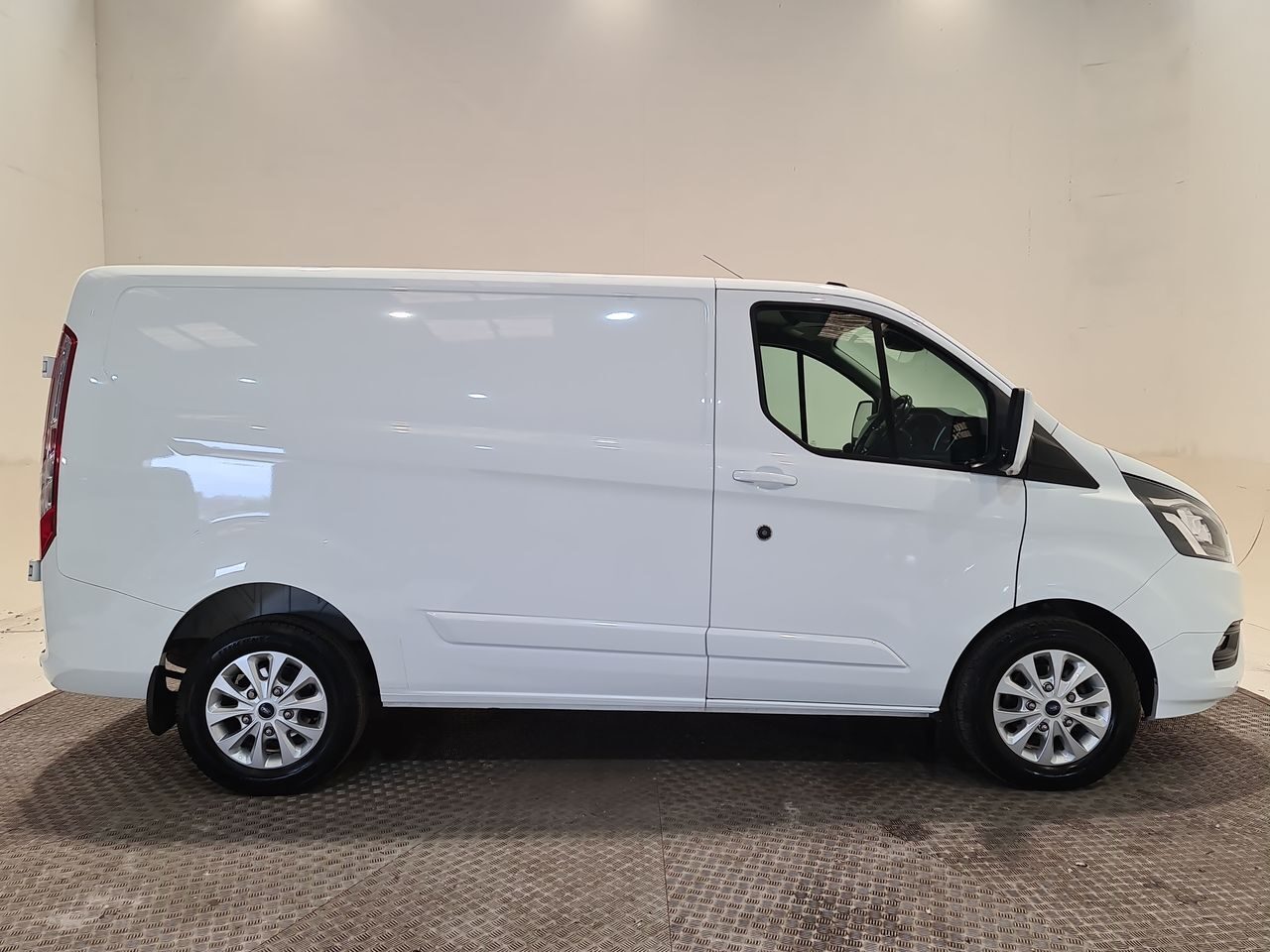 Used Ford Transit Custom 2022 for sale - 76544892: Photo 17