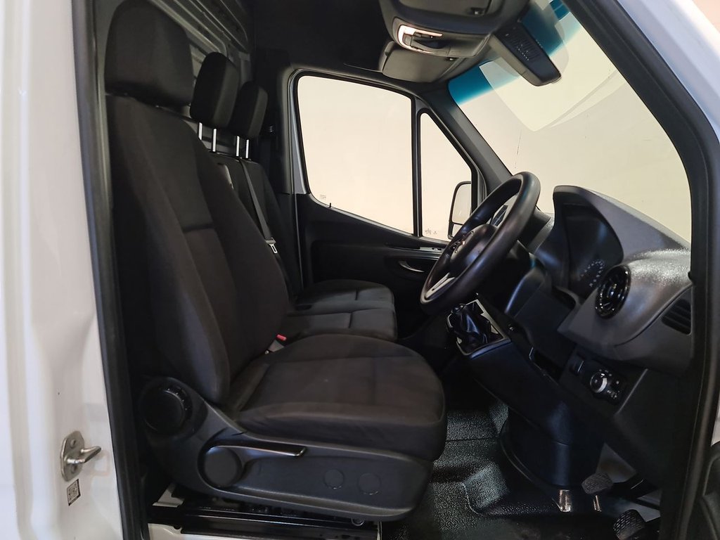 Used Mercedes-Benz Sprinter 2022 for sale - 76074196: Photo 3