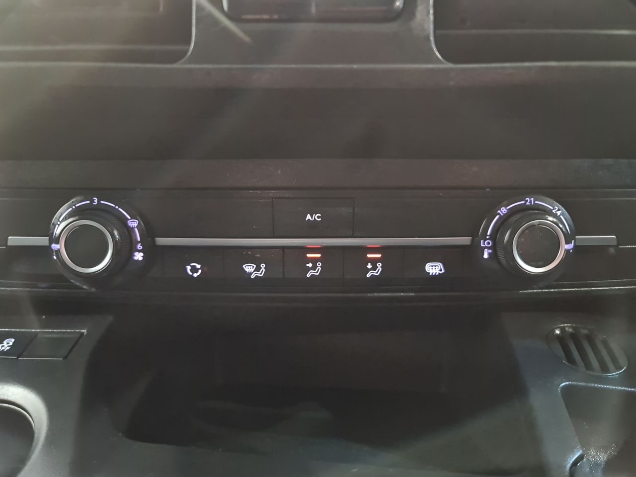 Used Vauxhall Combo 2020 for sale - 76544858: Photo 22