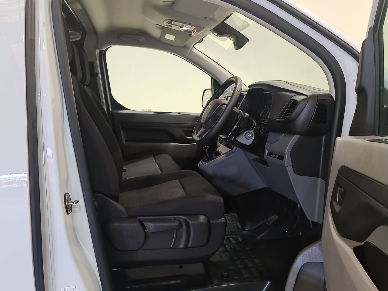 Used Peugeot Expert 2022 for sale - 78179440: Photo 18