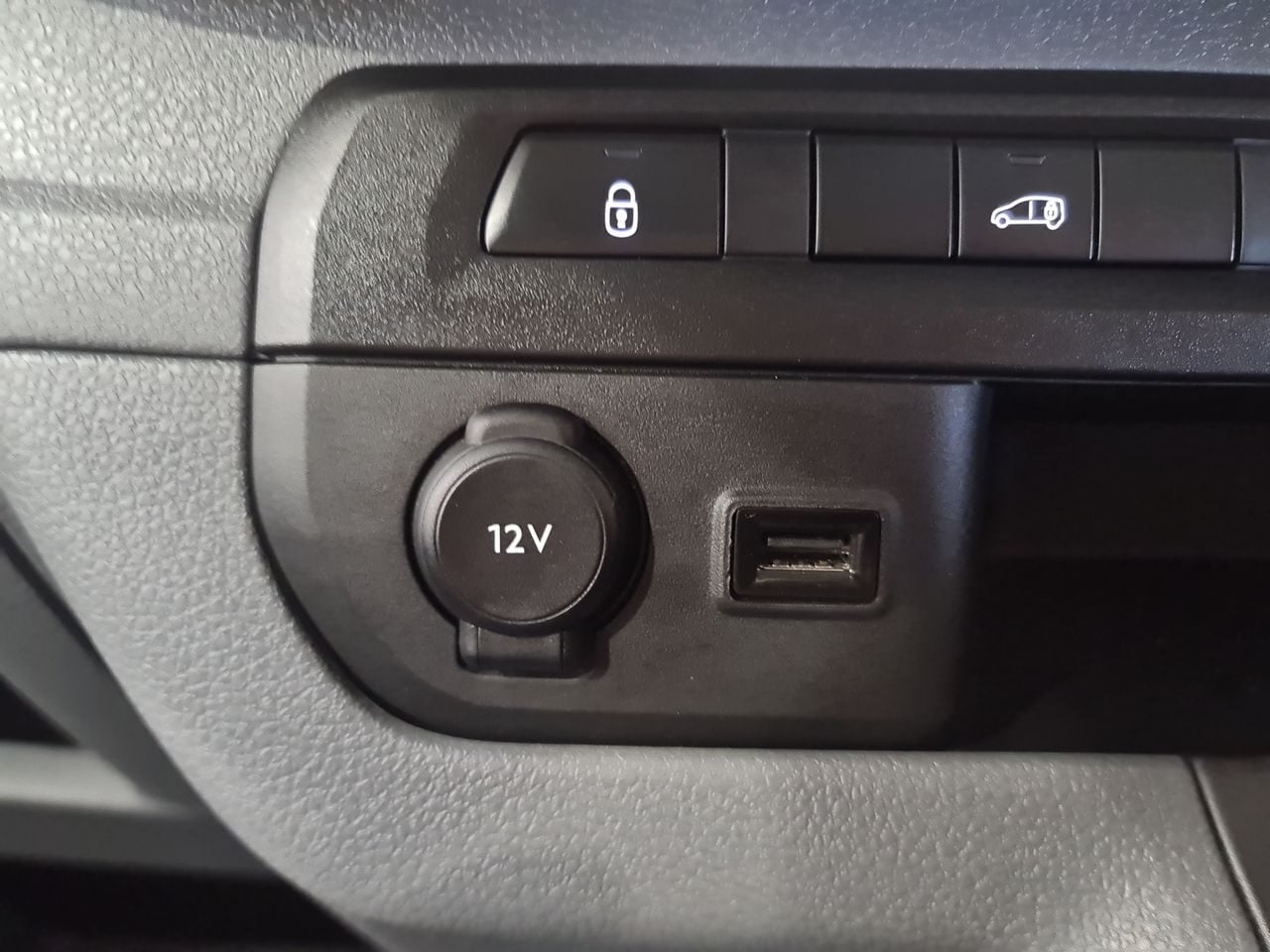 Used Peugeot Expert 2022 for sale - 78179440: Photo 30