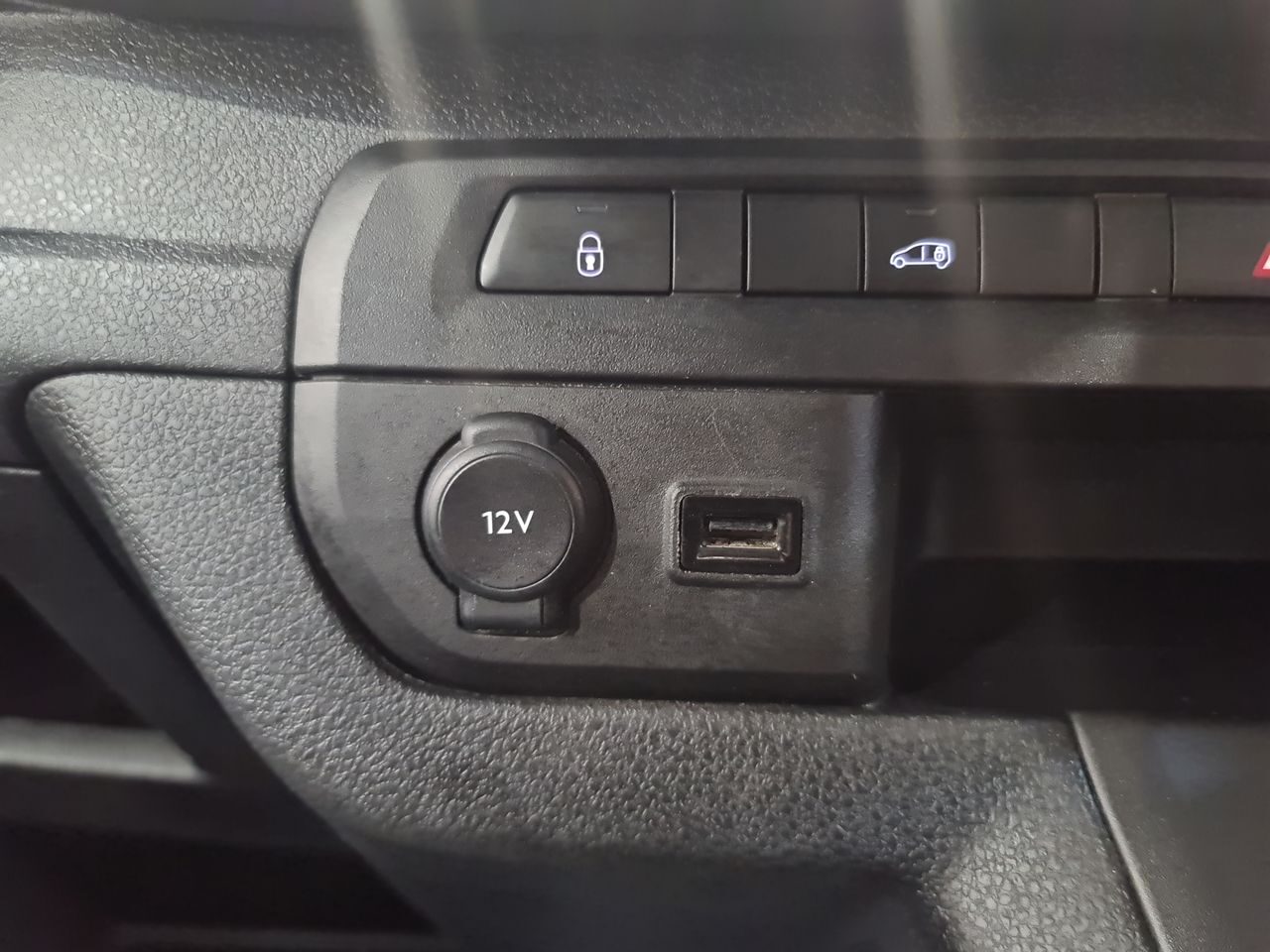 Used Peugeot Expert 2023 for sale - 77952137: Photo 32