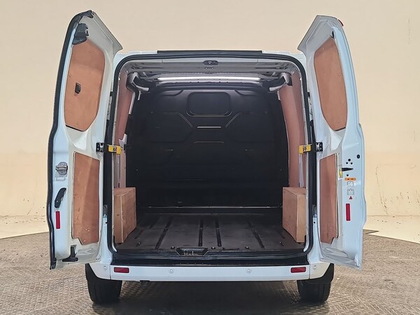 Used Ford Transit Custom 2023 for sale - 76202470: Photo 16
