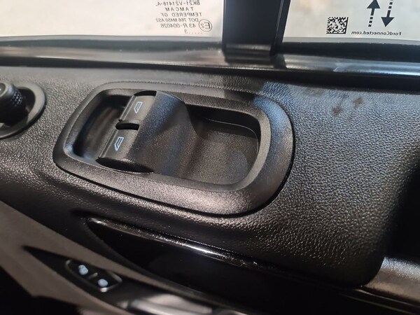 Used Ford Transit Custom 2023 for sale - 76202470: Photo 36