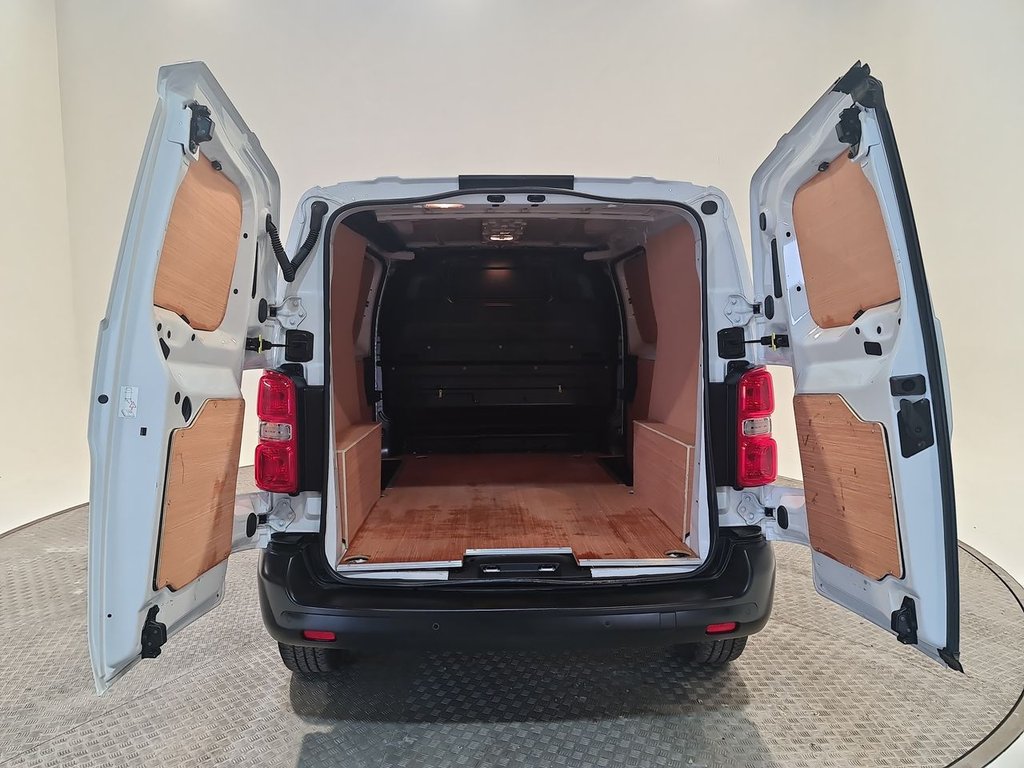 Used Peugeot Expert 2023 for sale - 76395809: Photo 17