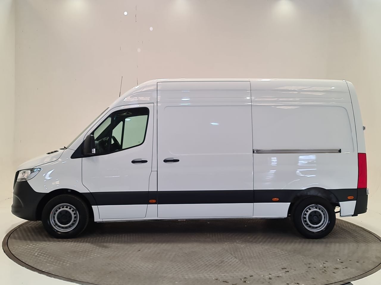Used Mercedes-Benz Sprinter 2024 for sale - 78080041: Photo 5