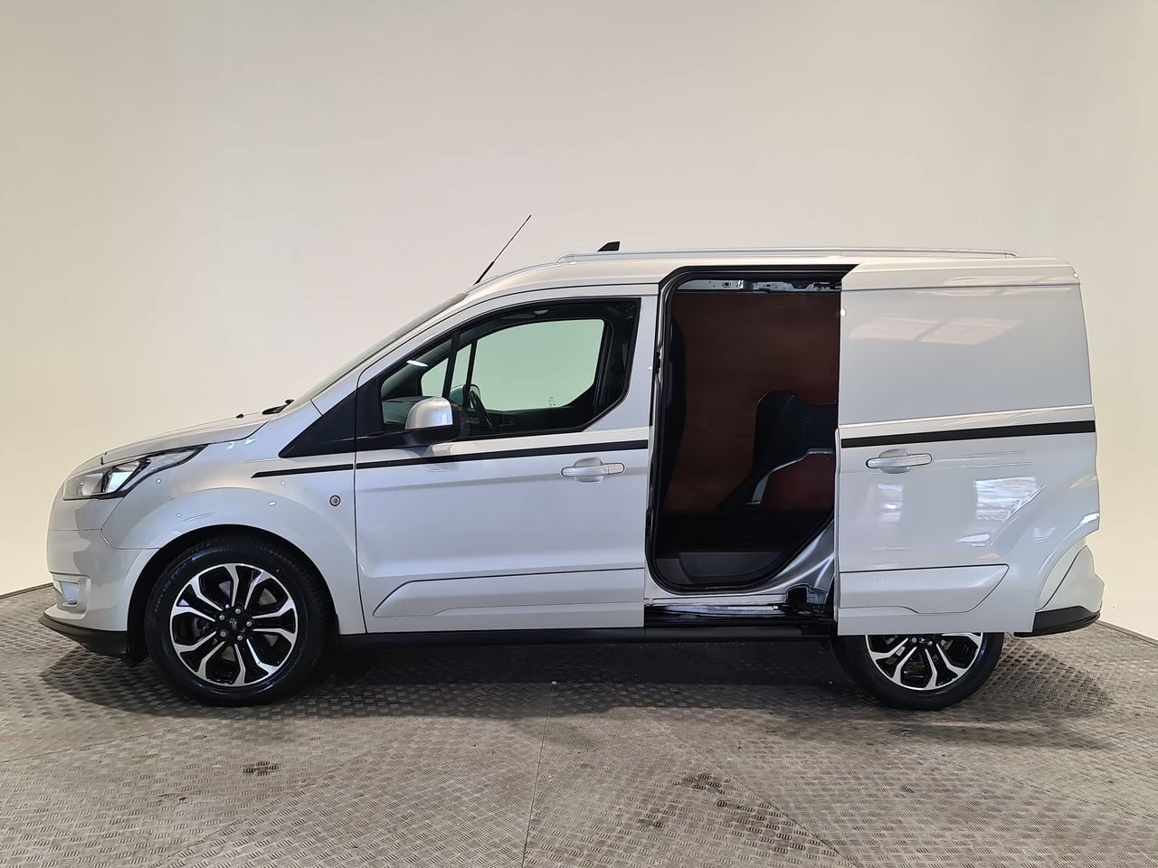 Used Ford Transit Connect 2021 for sale - 77477123: Photo 9