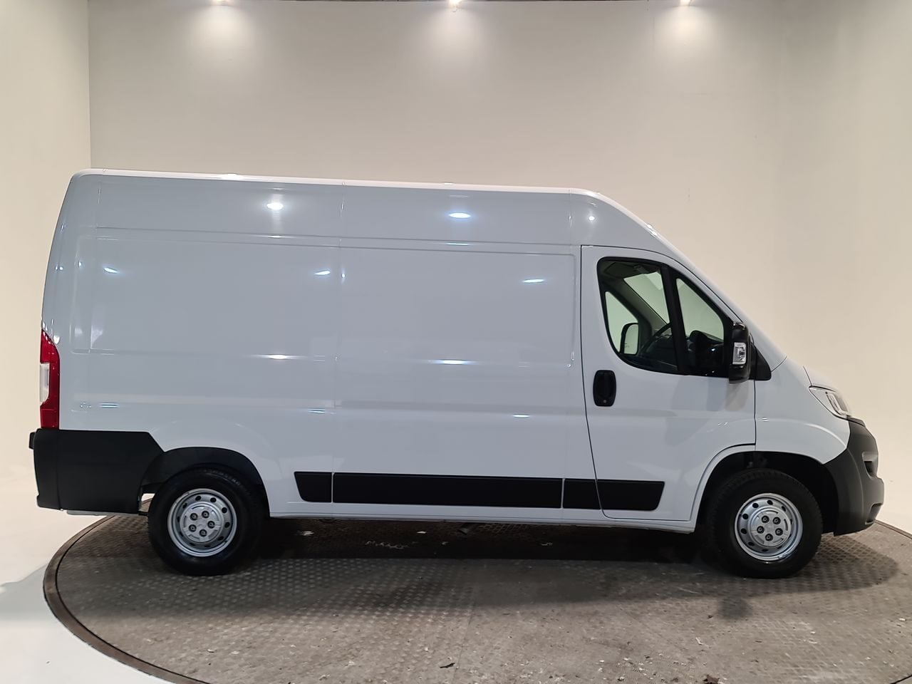 Used Vauxhall Movano 2023 for sale - 76919848: Photo 16