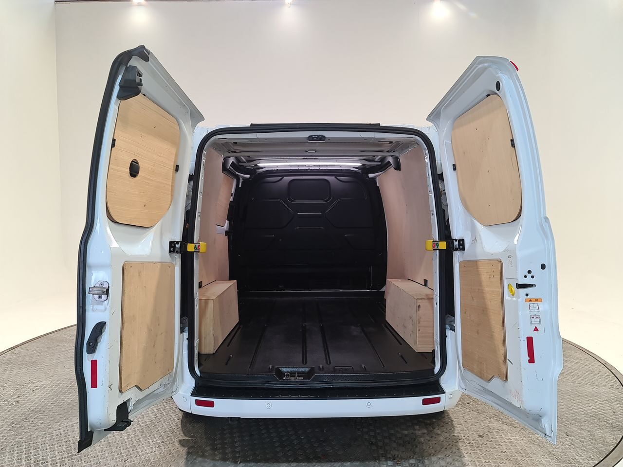 Used Ford Transit Custom 2023 for sale - 76544717: Photo 14