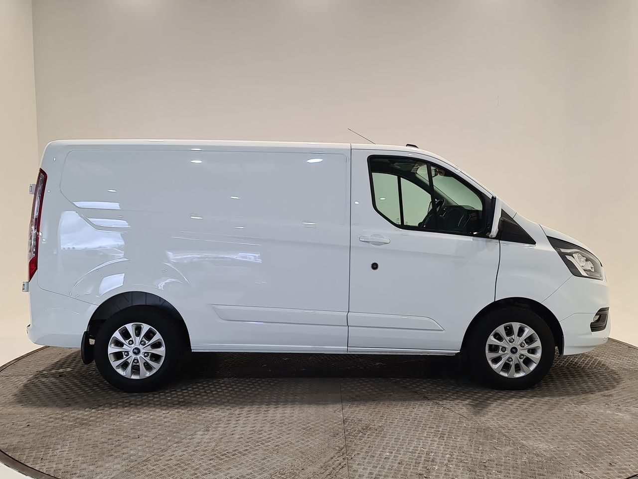 Used Ford Transit Custom 2023 for sale - 76544717: Photo 18