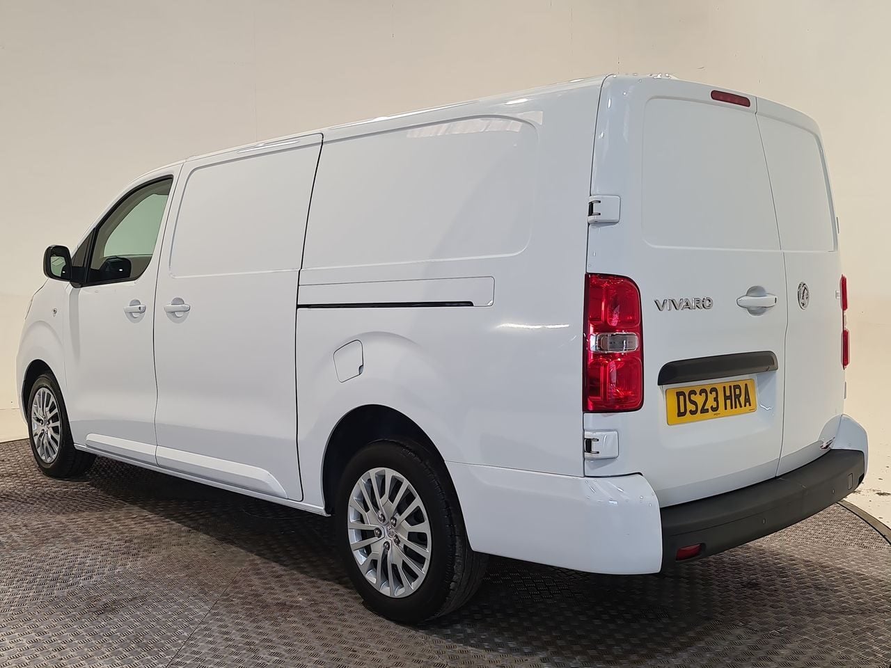 Used Vauxhall Vivaro 2023 for sale - 76706013: Photo 10