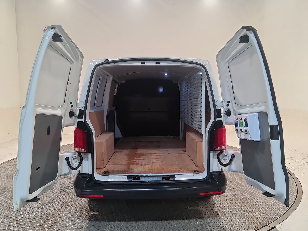 Used Volkswagen Transporter 2021 for sale - 76544714: Photo 13