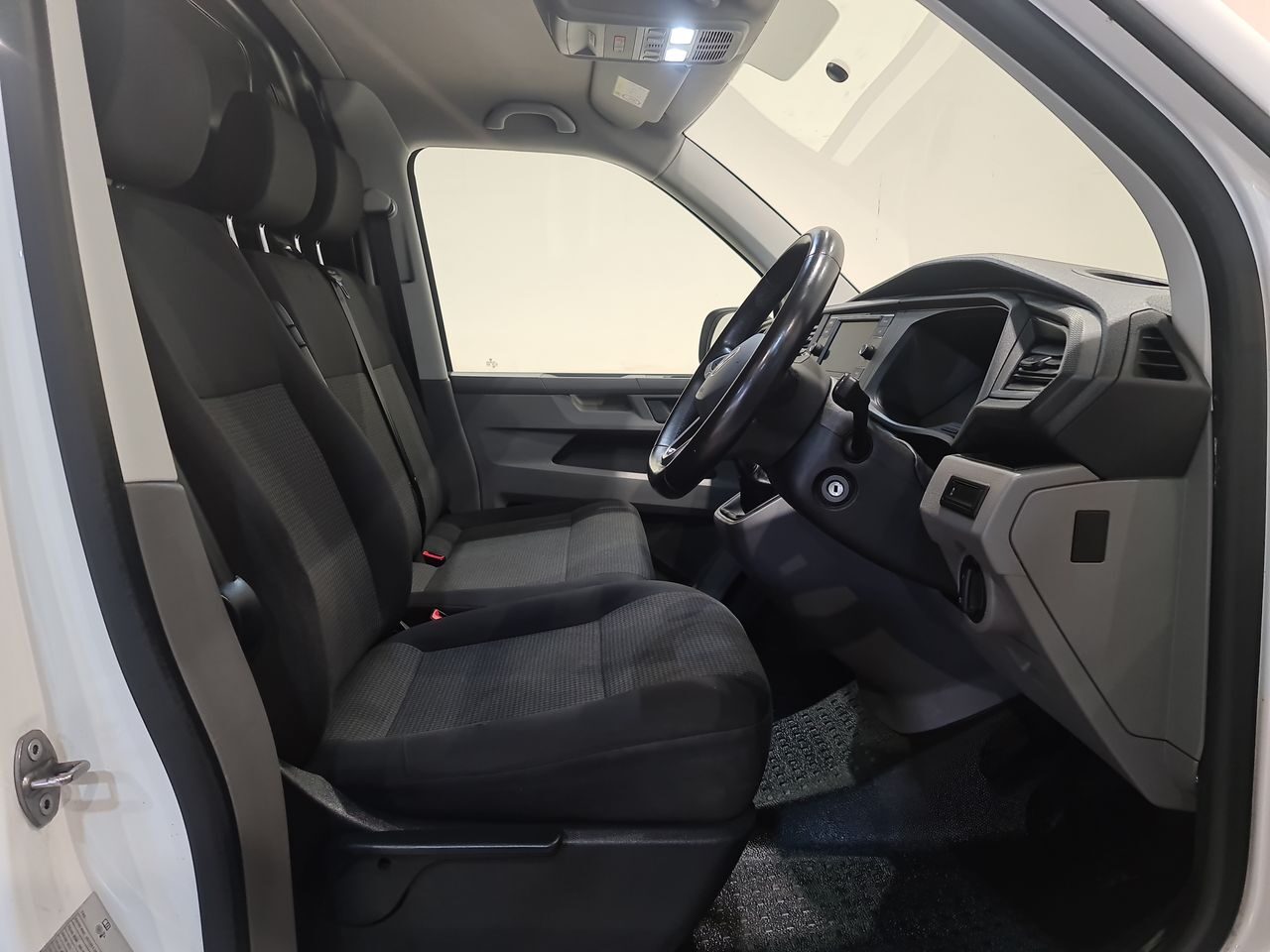 Used Volkswagen Transporter 2021 for sale - 76544714: Photo 17