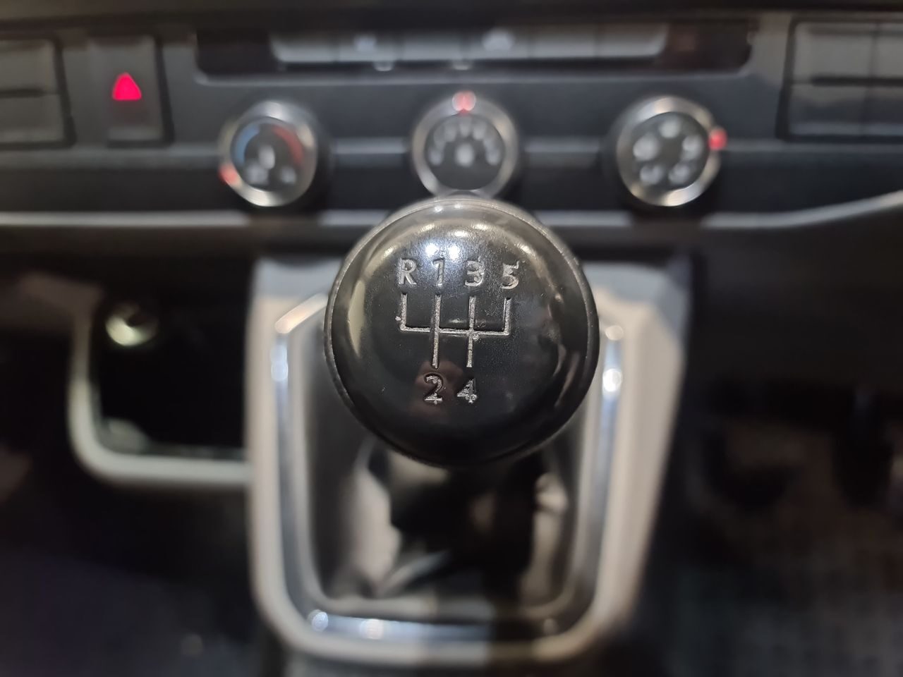 Used Volkswagen Transporter 2021 for sale - 76544714: Photo 21