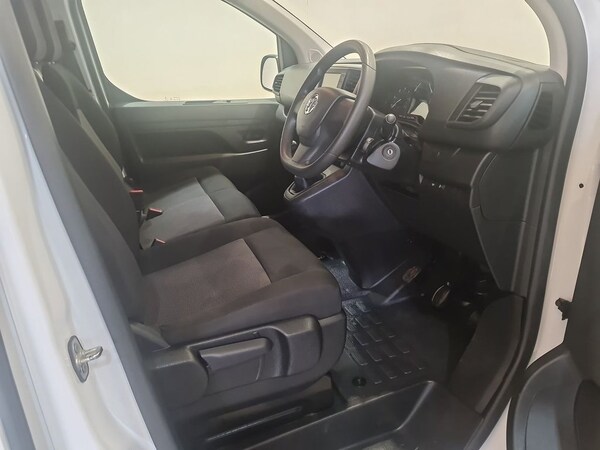 Used Vauxhall Vivaro 2023 for sale - 75433162: Photo 23