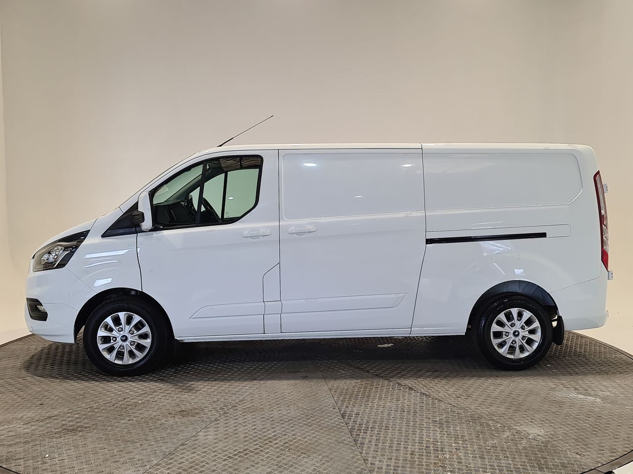 Used Ford Transit Custom 2021 for sale - 76544722: Photo 6