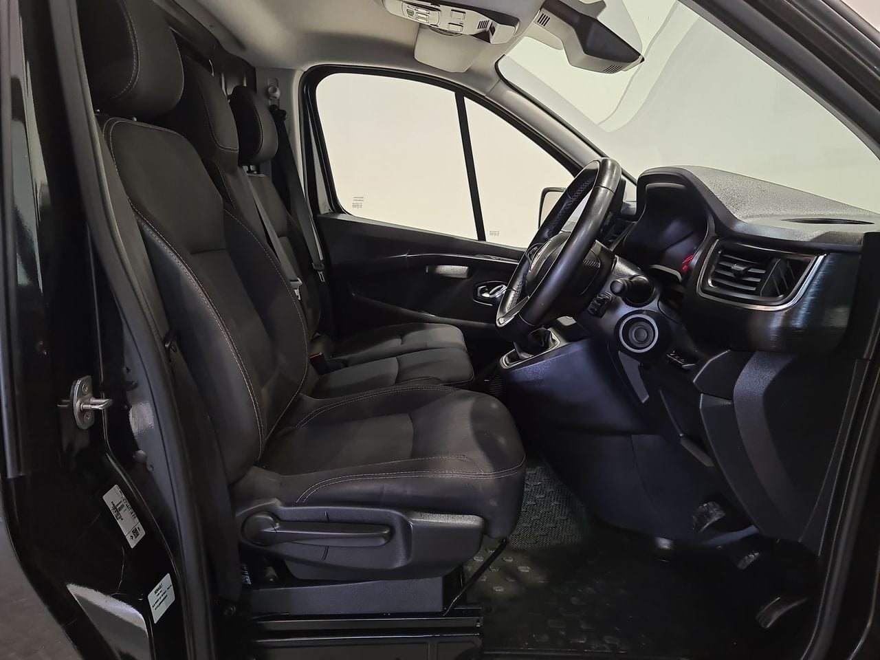 Used Renault Trafic 2022 for sale - 77952126: Photo 18