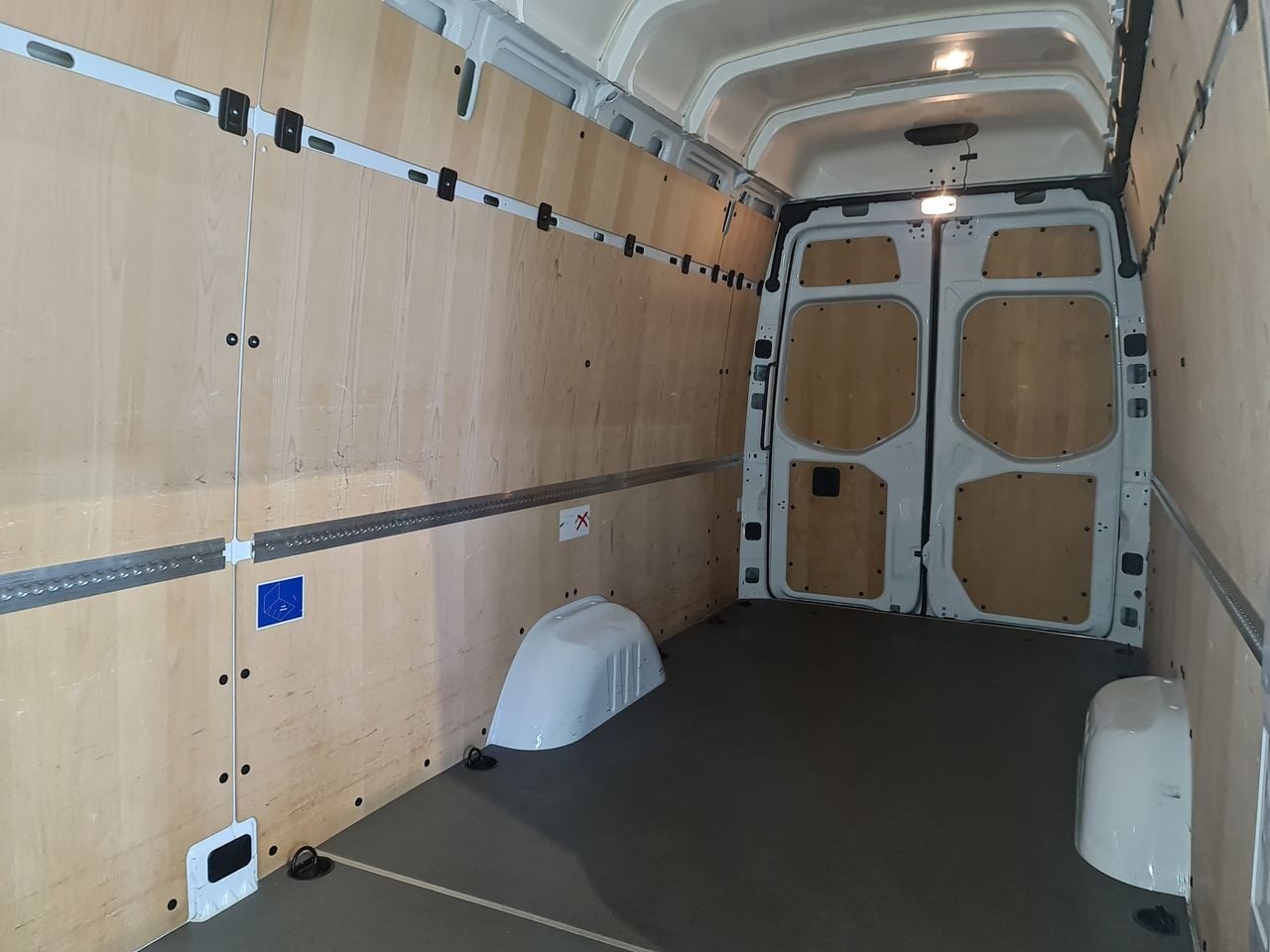 Used Mercedes-Benz Sprinter 2023 for sale - 76895914: Photo 9