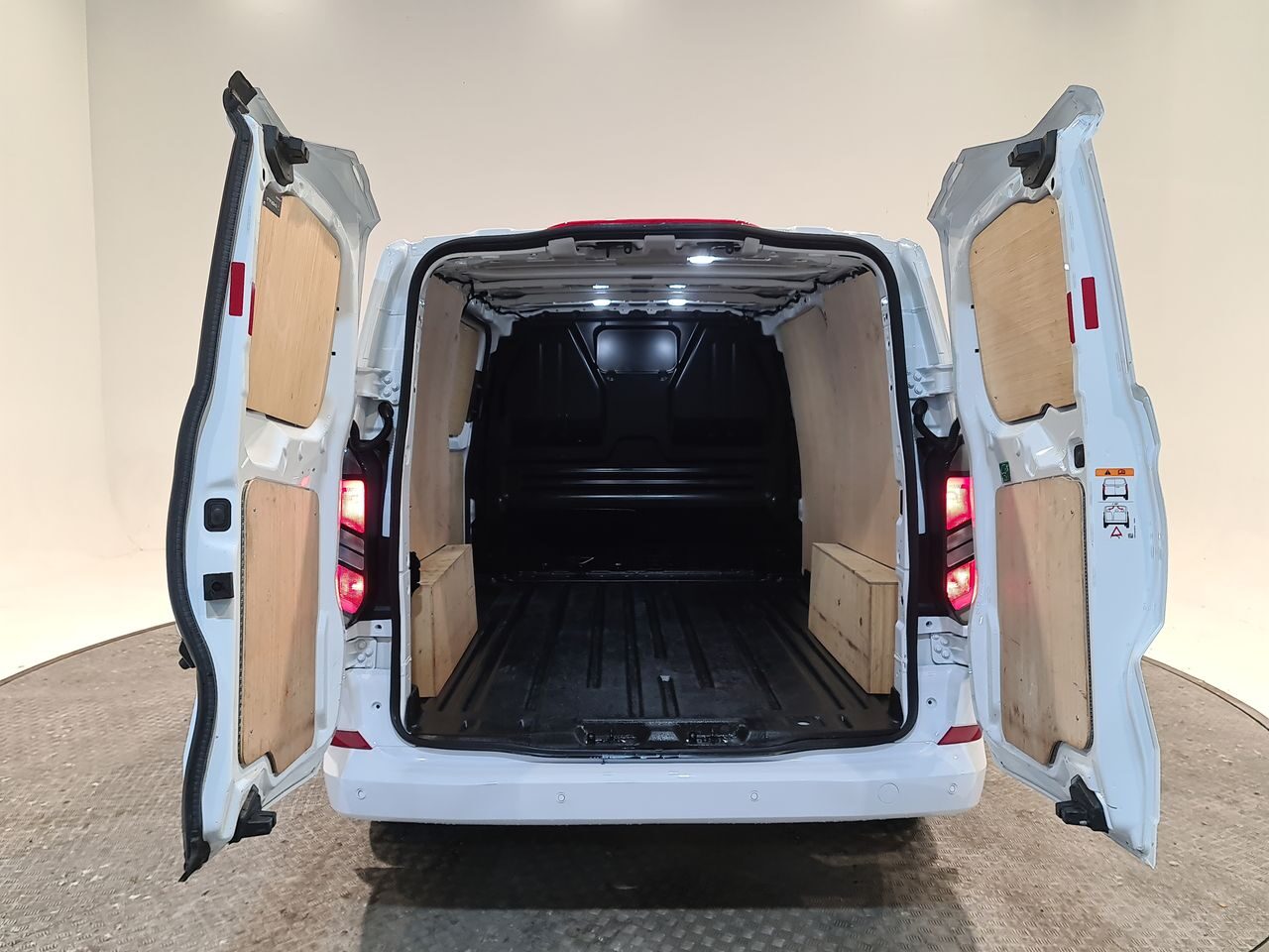 Used Ford Transit Custom 2024 for sale - 77463036: Photo 14