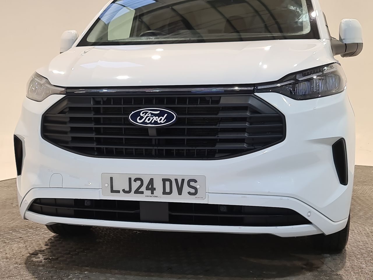 Used Ford Transit Custom 2024 for sale - 77463036: Photo 4